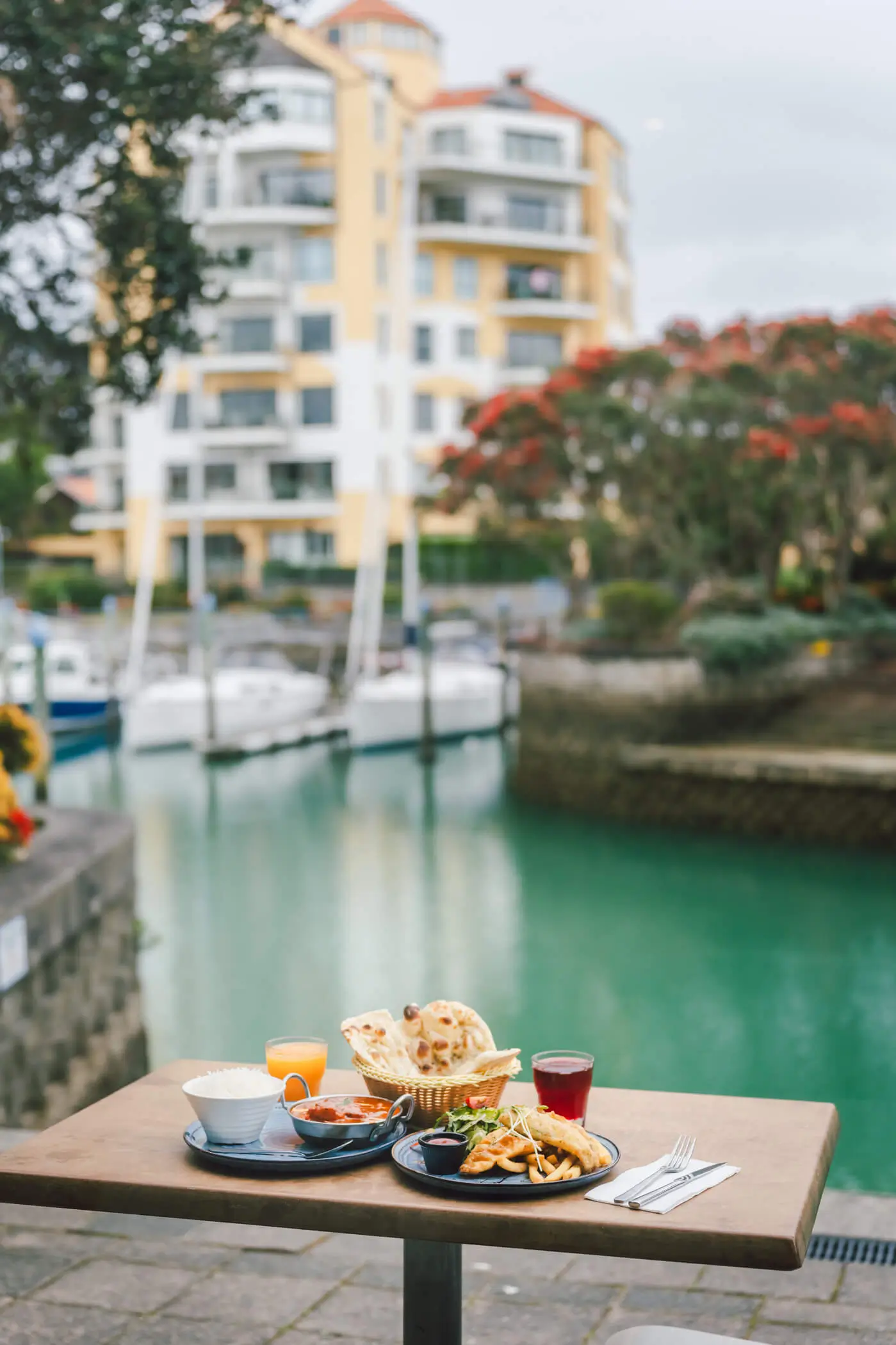 Waterfront setting at Mainsail Bar and Bistro